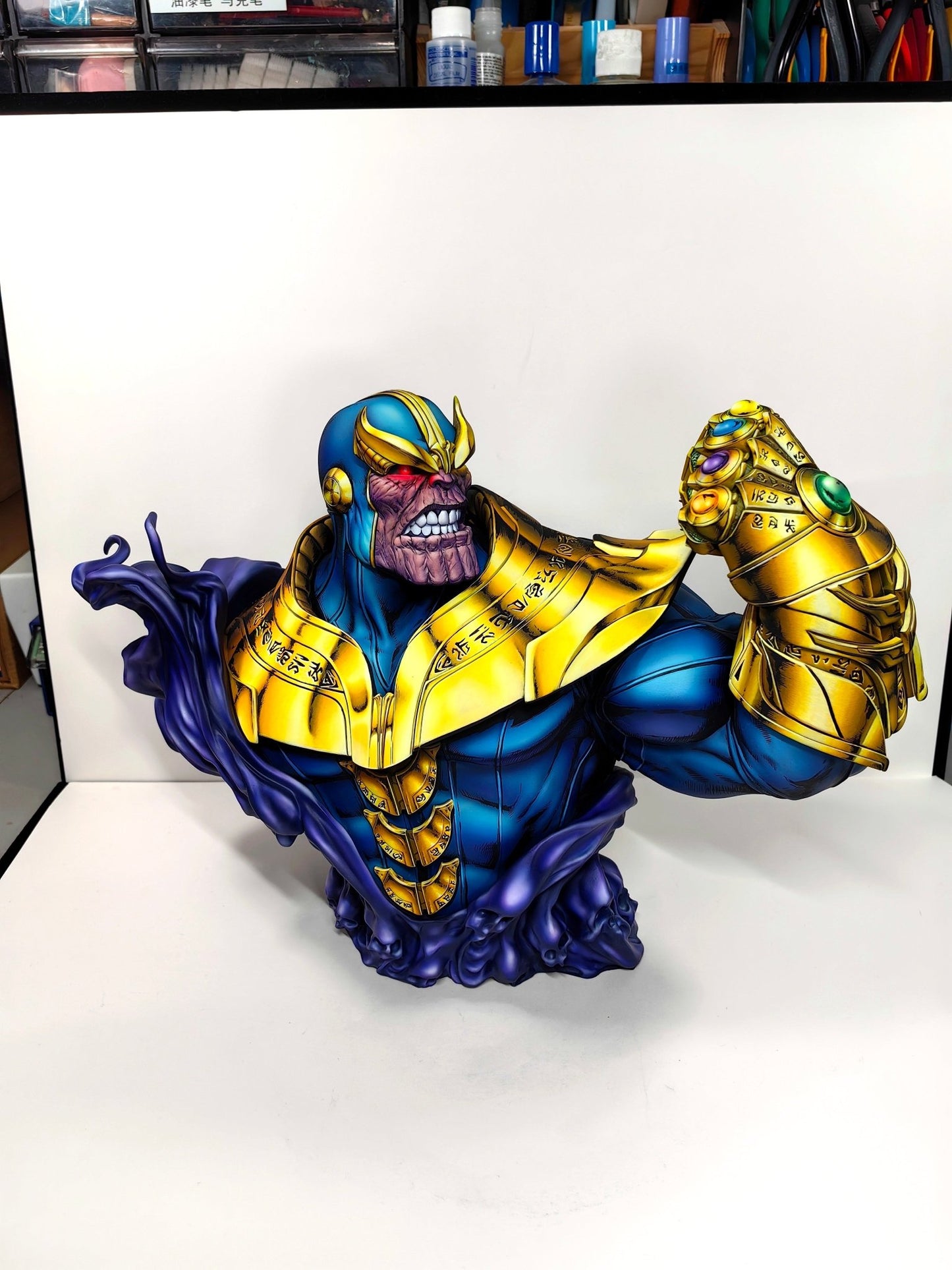 2d comic color comic marvel figure repaint - Thanos - half body - Lyk Repaint