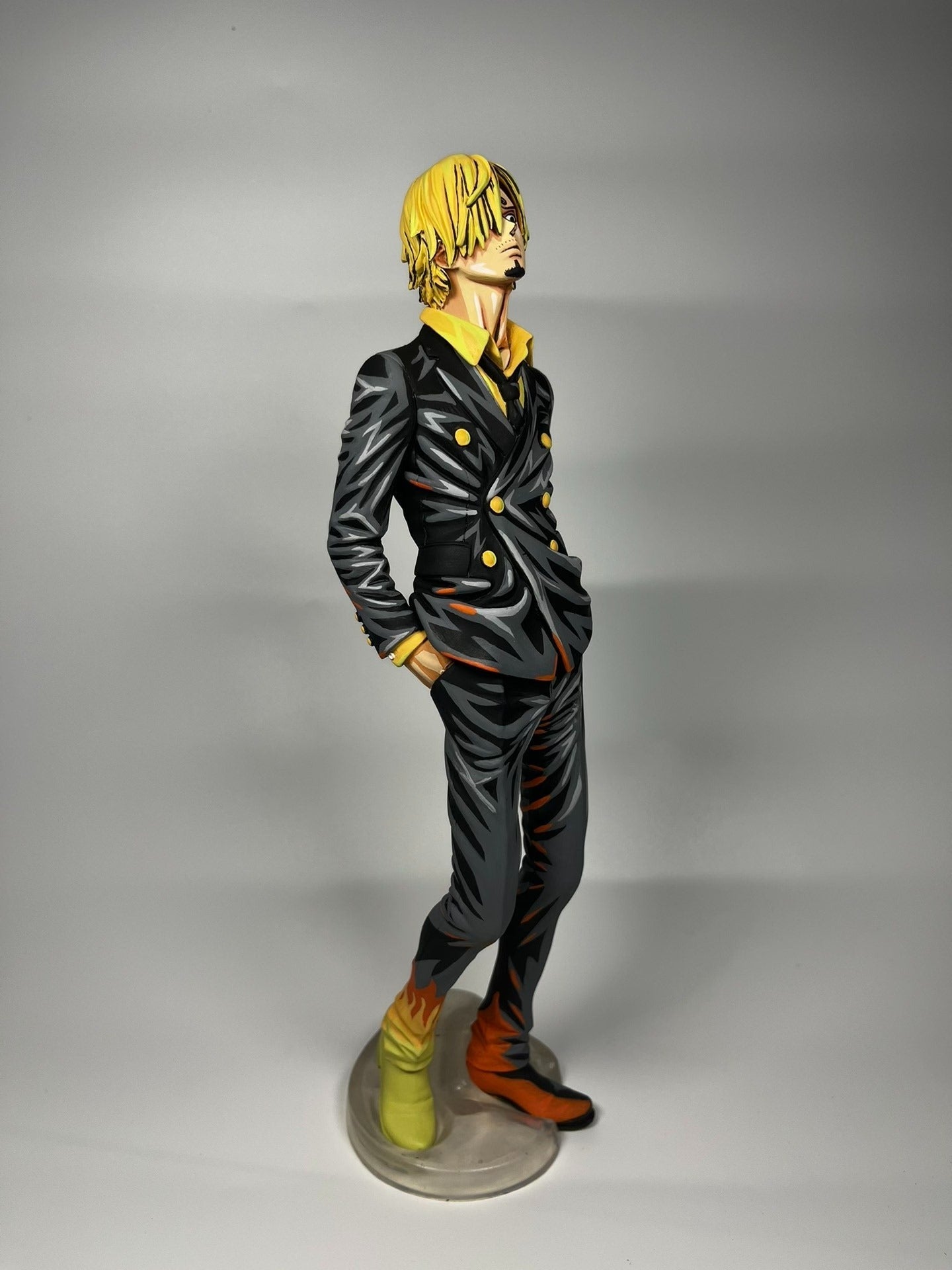 2d comic color one piece figure repaint-Sanji - Lyk Repaint