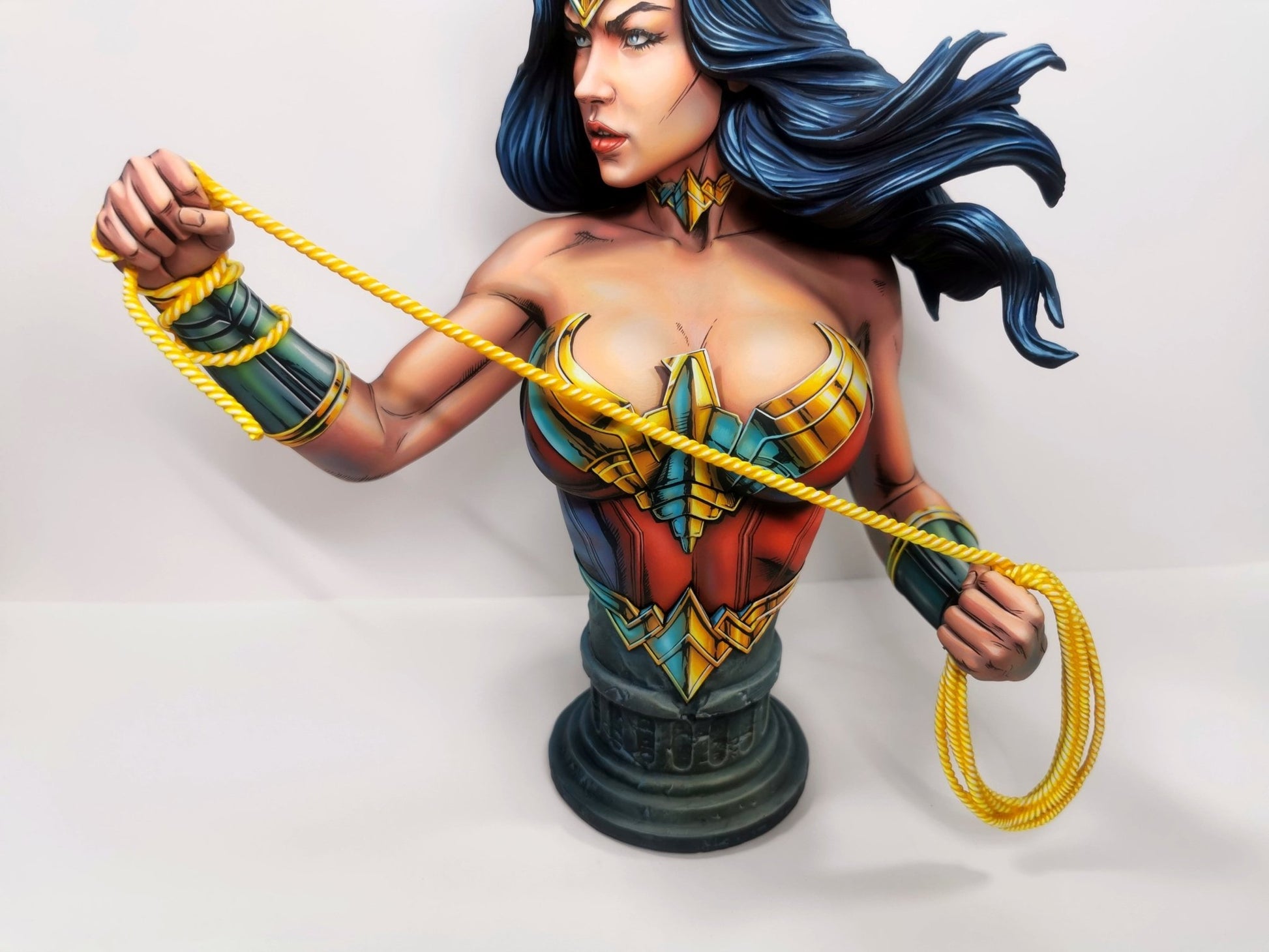2d comic color comic dc figure repaint - wonder woman - Lyk Repaint