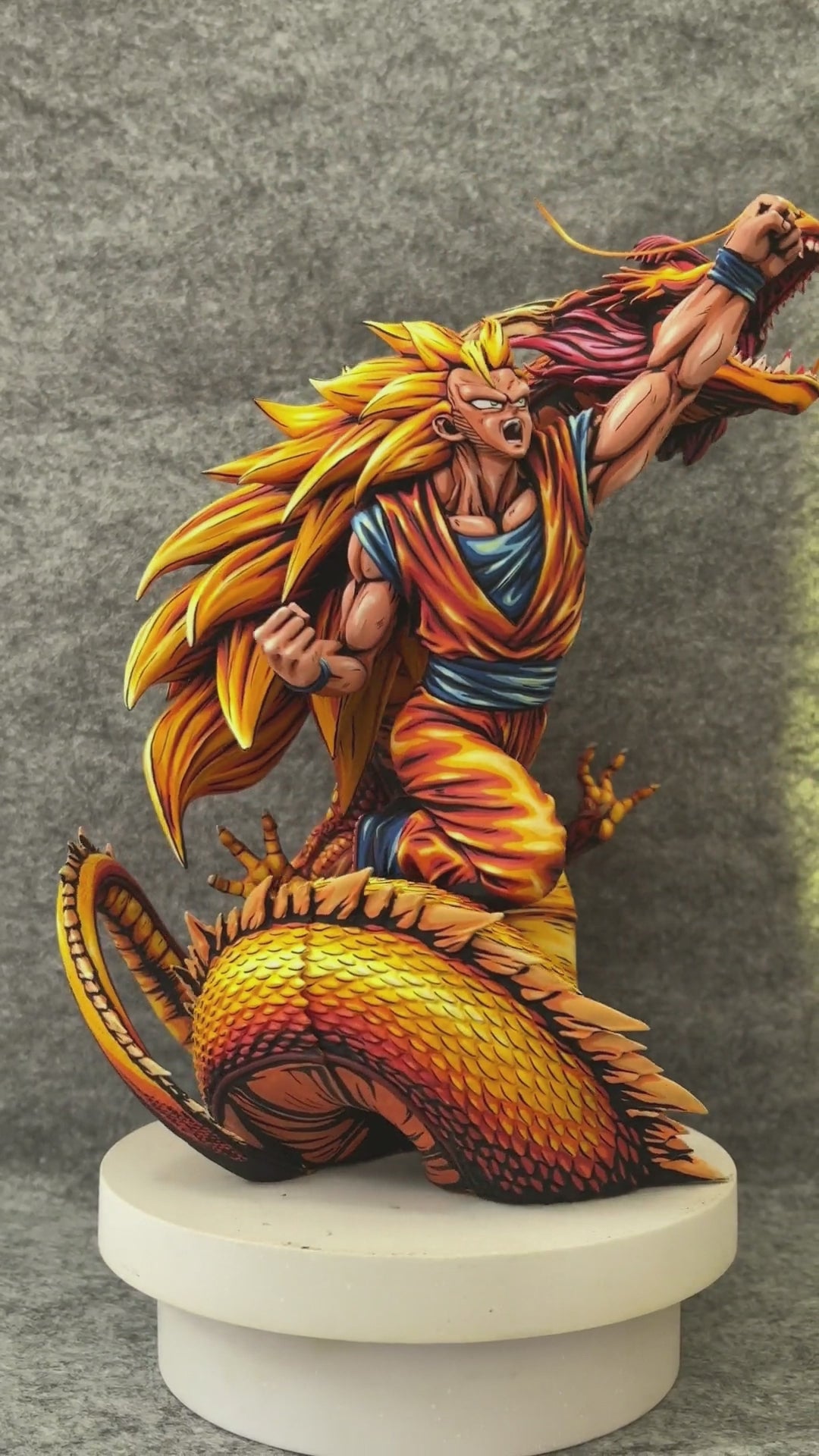 Cargar video: dragonball figure-lyk repaint