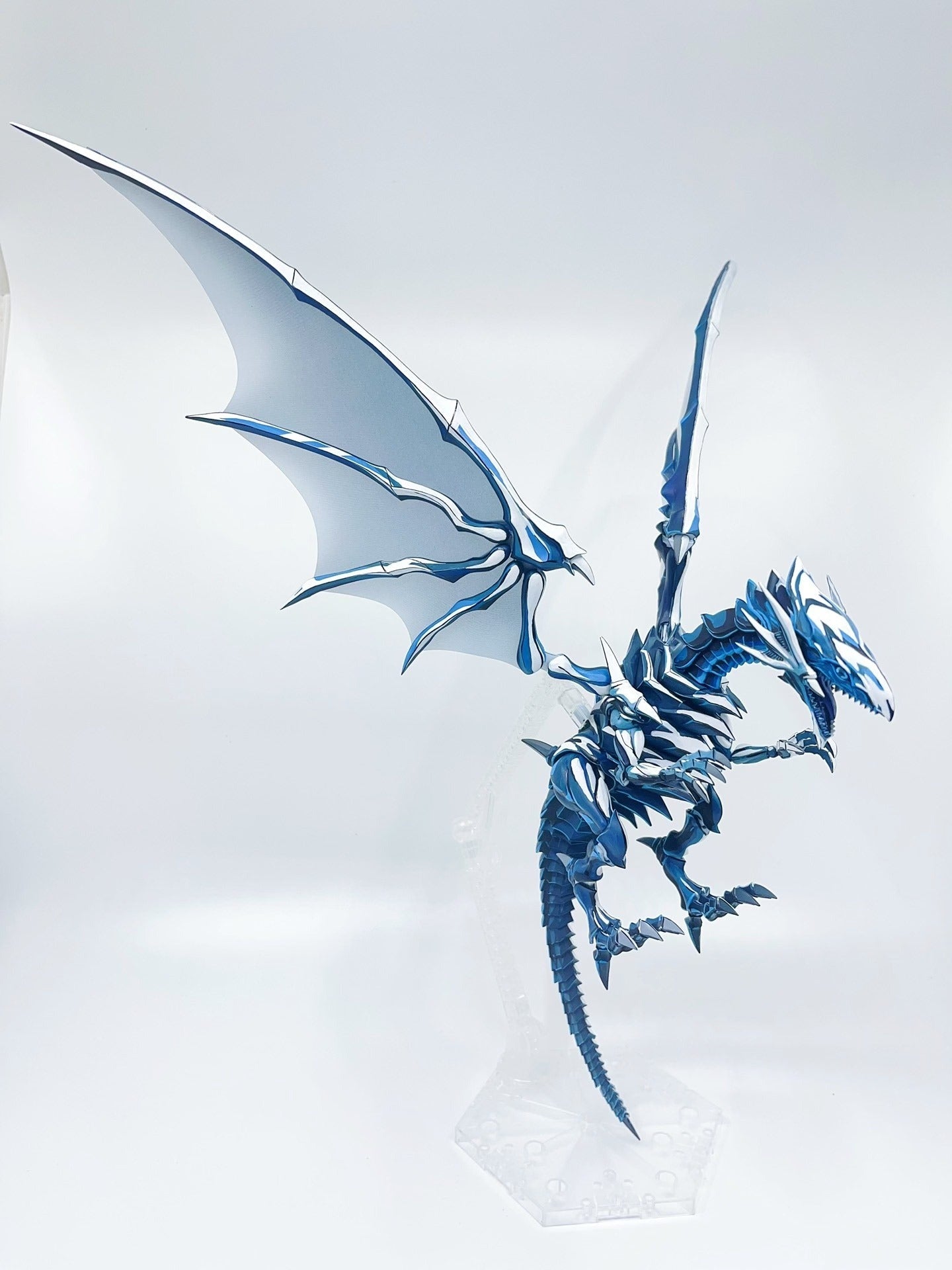 FRS blue eyes white dragon-2d repaint Gundam - Lyk Repaint