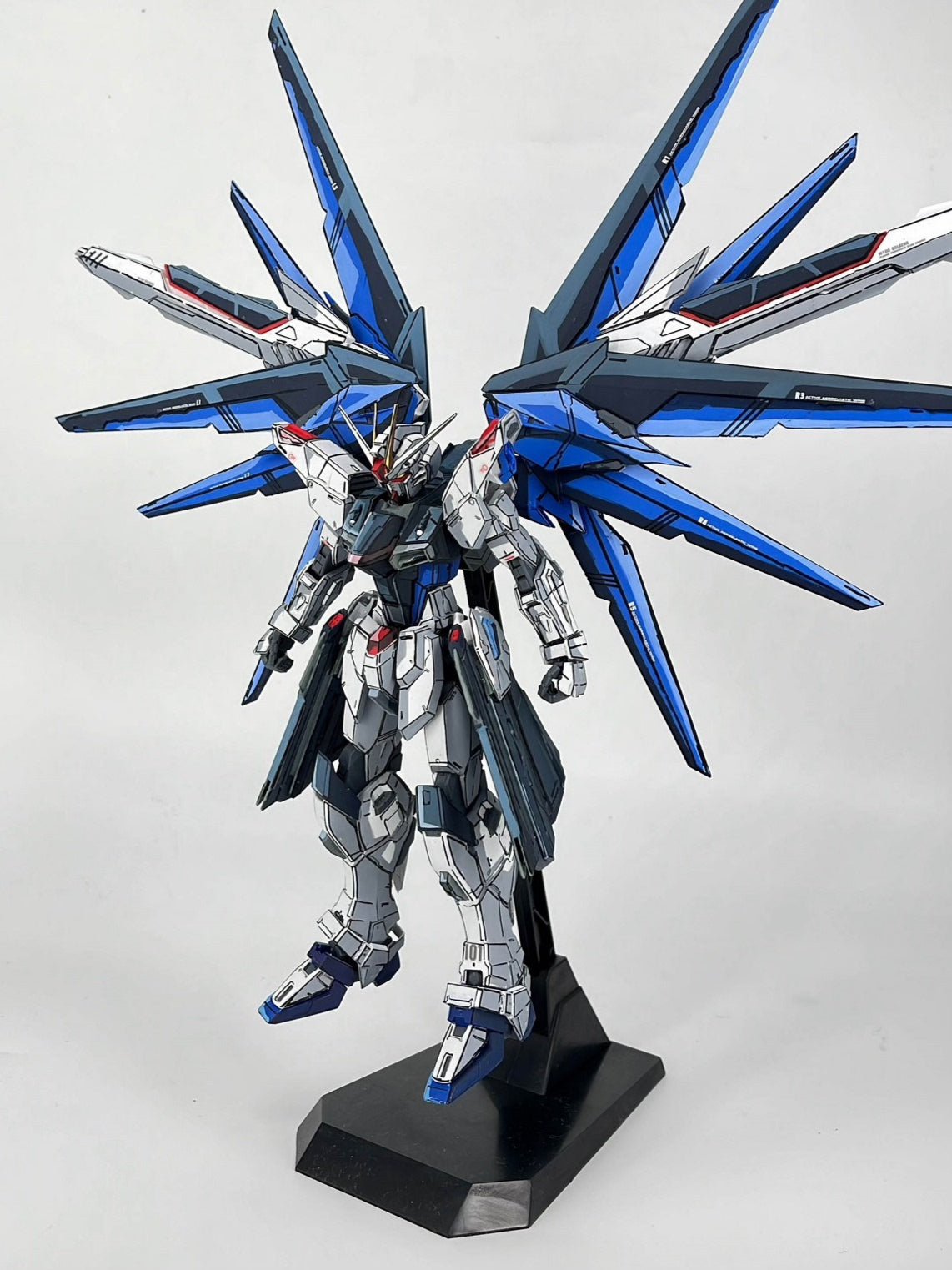 HG Freedom Gunpla Manga Color Repaint | Ultimate Freedom – Lyk Repaint
