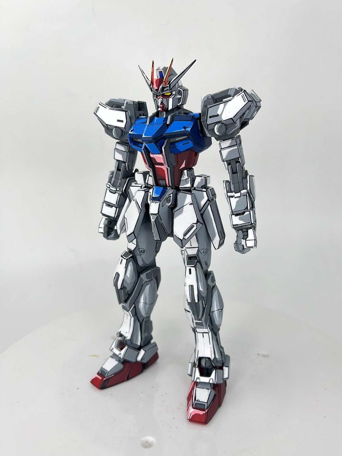 MG Strike Gundam comic color repaint - paintingmodel